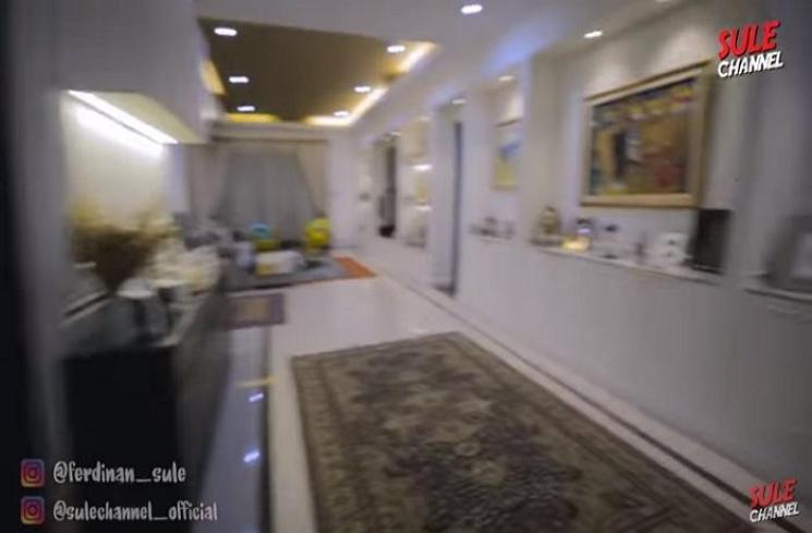 Rumah Luna Maya (Tangkapan layar YouTube Sule Channel)