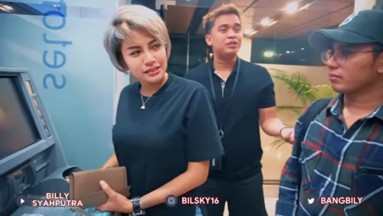 Billy Syahputra dan Nikita Mirzani. (YouTube/Billy Syahputra)