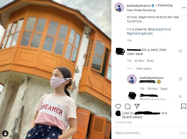 Reaksi Zaskia Adya Mecca putrinya dinyinyiri. (Instagram/@zaskiadyamecca)