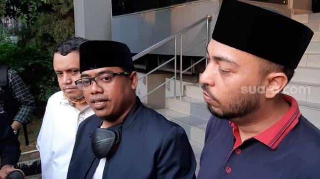 Ketua Umum Cyber Indonesia, Muannas Alaidid (kiri) [Herwanto/MataMata]
