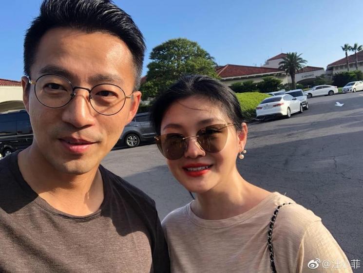 Barbie Hsu dan suami (Instagram/@barbiehsu_das)