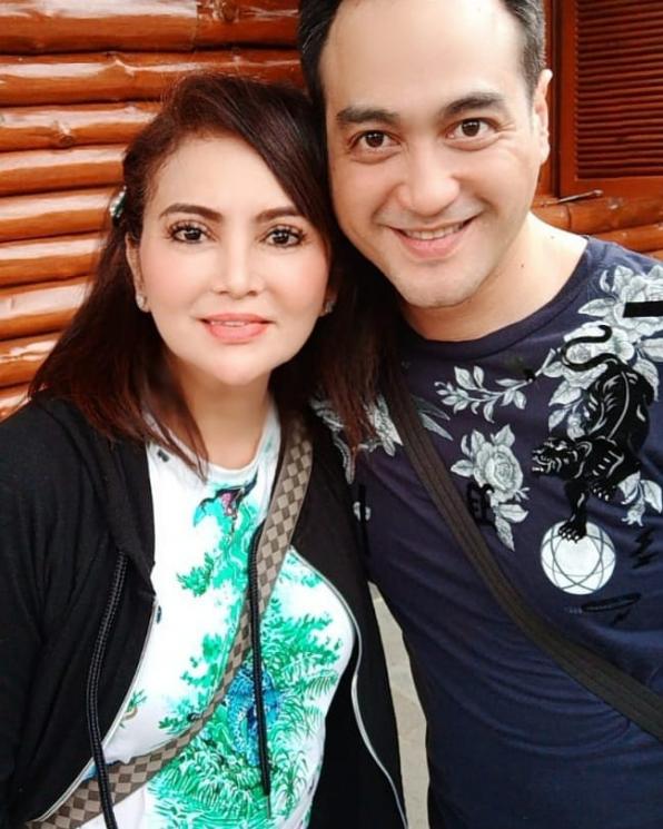 Ferry Irawan dan istri, Anggi Novita (Instagram/@ferryirawanofficial)