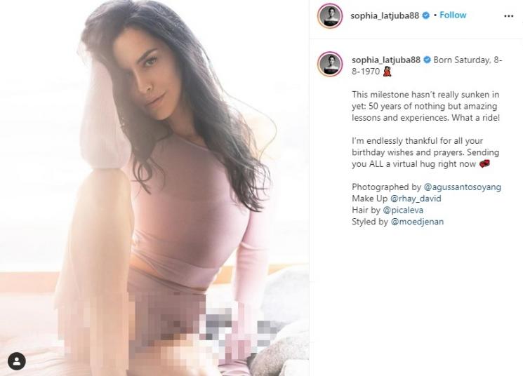 Sophia Latjuba ulang tahun ke-50. (Instagram/@sophia_latjuba88)