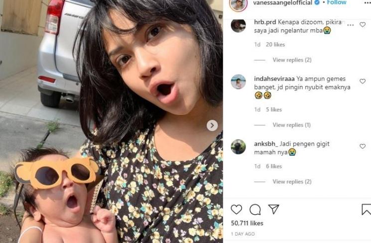Vanessa Angel unggap foto mangap bersama anak. (Instagram)
