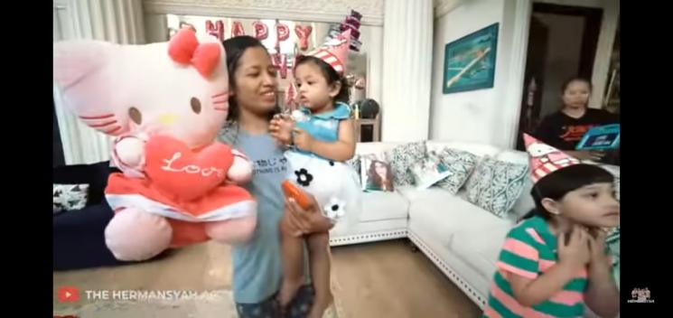 Anak Angkat Ashanty ultah (YouTube/The Hermansyah A6)