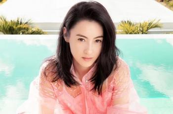 Anaknya Artis Terkenal, Ibu Cecilia Cheung Malah Jadi Sopir Taksi Online