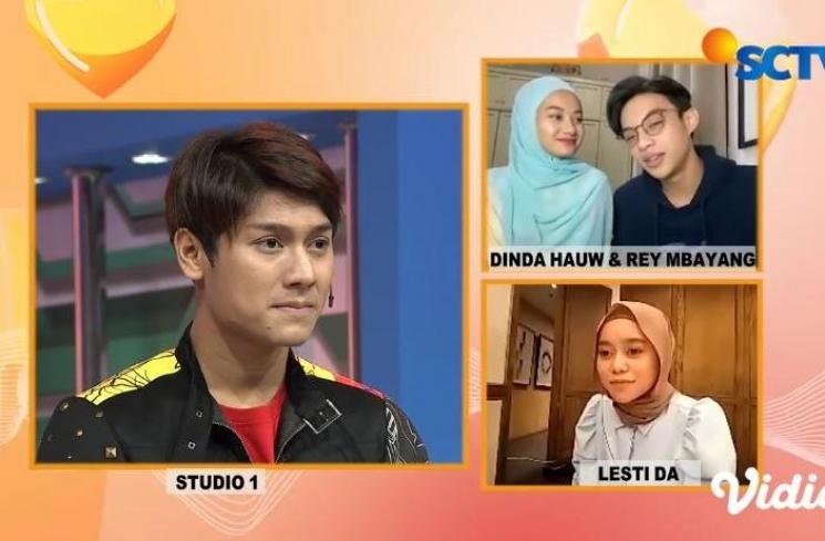 Dinda Hauw buka kartu Rizky Billar. (Youtube/SuryaCitraTelevisi)