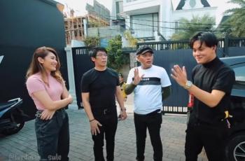 Sampai Mau Kabur, 5 Momen Perjodohan Amanda Caesa dan Rizky Febian