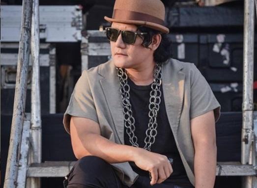 Anton drummer band J Rocks. [Instagram]
