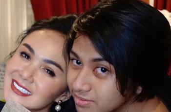 Anak Ultah, Manisnya Yuni Shara dan Mantan Suami Rayakan Bareng