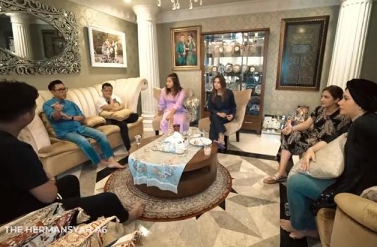 Eko Patrio kunjungi rumah Anang dan Ashanty (Youtube.The Hermansyah A6)