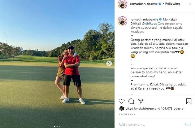 Nia Ramadhani dan kakak (Instagram @ramadhaniabakrie)