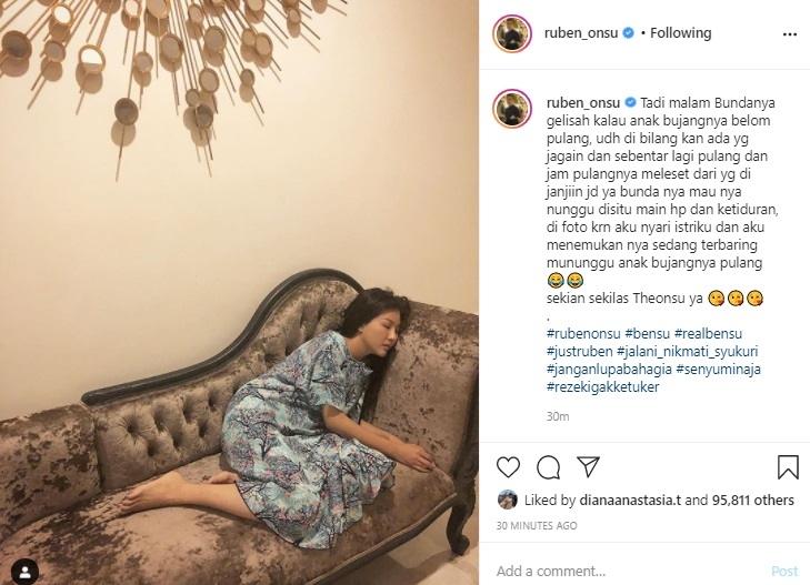 Sarwendah. (Instagram/@ruben_onsu)