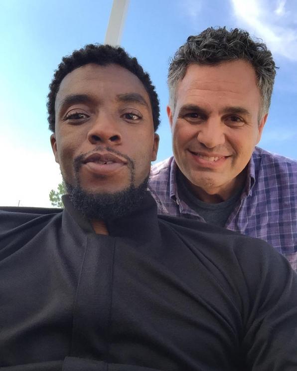 Chadwick Boseman dan Mark Ruffalo (Instagram/@chadwickboseman)
