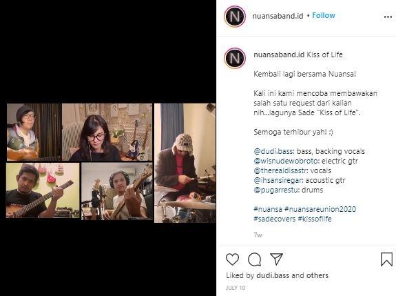 Nuansa Band, band masa sekolah Dian Sastrowardoyo. (Instagram/@nuansaband.id)