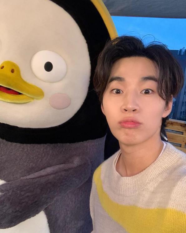 Henry Lau (Instagram/@henryl89)
