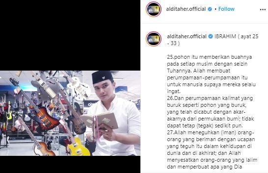 Aldi Taher ngaji di tempat tak biasa. (Instagram/@alditaher.official)
