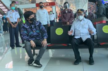 Atta Halilintar Pakai Celana Sobek Dampingi Menteri: Sangat Tidak Pantas!