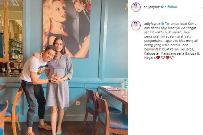 Potret baby bump Angbeen Rishi. (Instagram/@adlyfairuz)