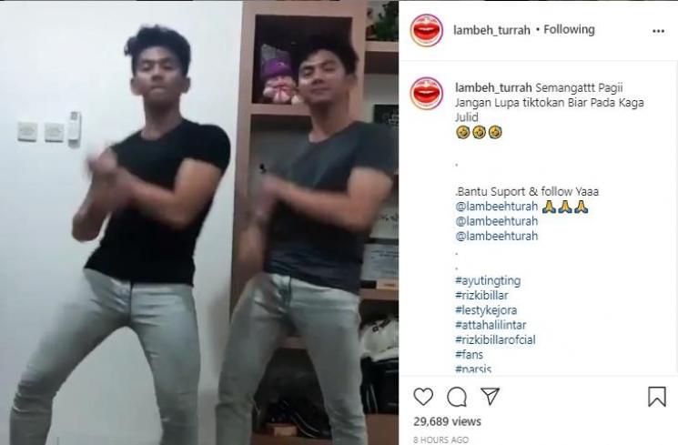 Rizki Ridho saat goyang TikTok (Instagram.com/lambe_turrah)