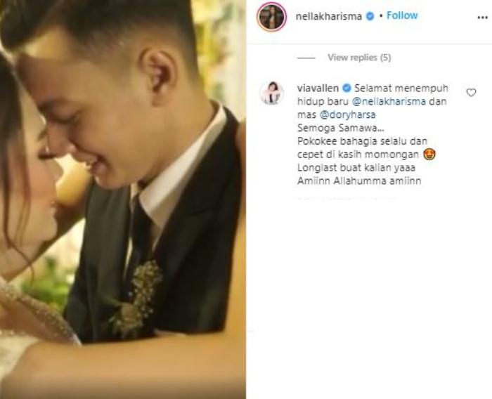 Via Vallen ucapkan selamat ke Nella Kharisma dan Dory Harsa. (Instagram/@nellakharisma)