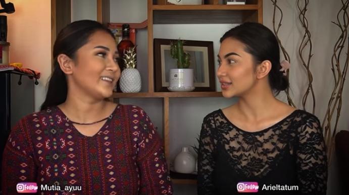 Mutia Ayu dan Ariel Tatum (YouTube/Mutia Ayu)