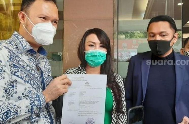 Henny Mona, istri Rio Reifan melaporkan 3 akun IG ke polisi [MataMata.com/Evi Ariska]
