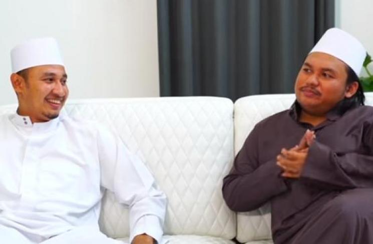 Habib Usman bin Yahya dan Keanu Agl (YouTube/Kartika Putri Official)