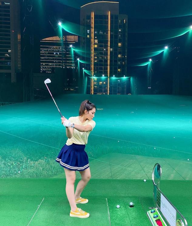 Ayu Dewi. (Instagram/@mrsayudewi)
