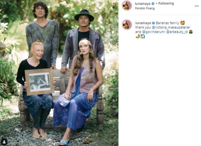 Potret keluarga Luna Maya. (Instagram/@lunamaya)