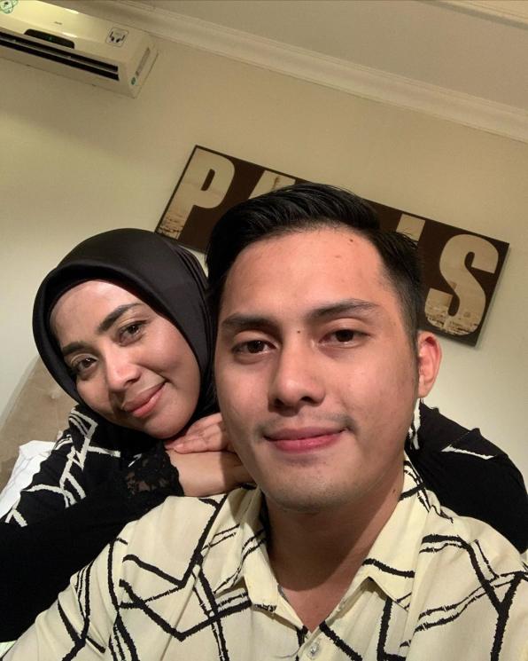 Muzdalifah dan suami, Fadel Islami. (Instagram/@muzdalifah999)