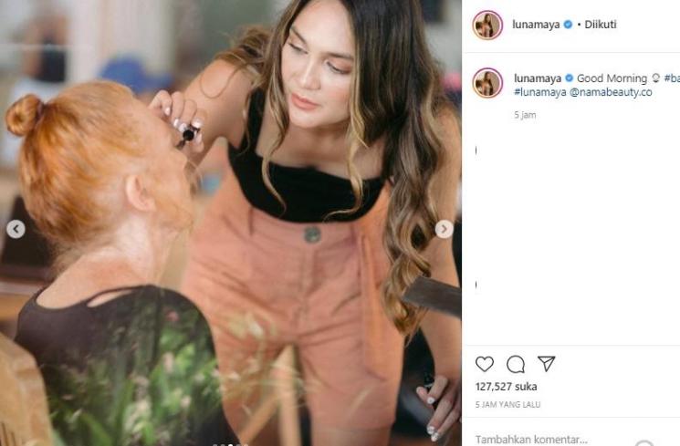 Luna Maya (Instagram.com/lunamaya)