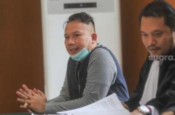 Vicky Prasetyo Bersyukur Ditolong Reza Bukan dan Sandy Tumiwa di Rutan