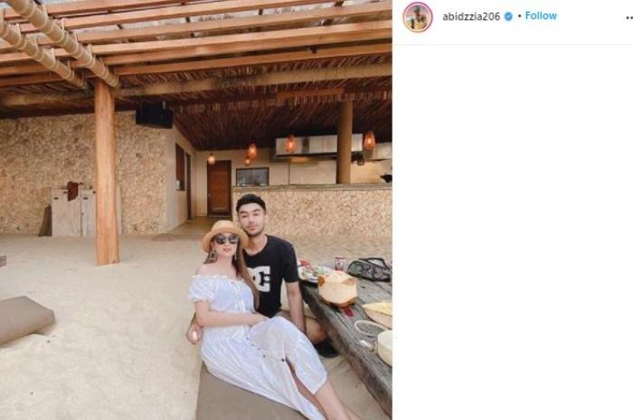 Abid Zia dan pacar baru. (Instagram/@abidzzia206)