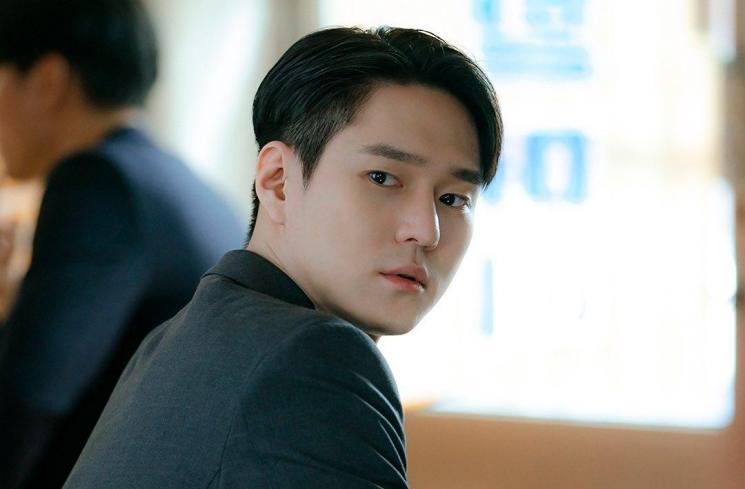 Go Kyung Pyo di Private Lives (Instagram/@jtbcdrama)