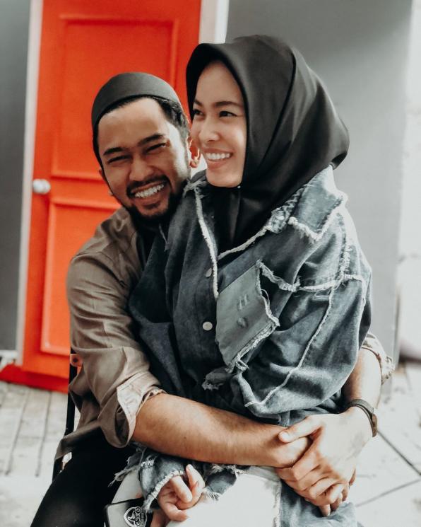 Alfie Alfandy bersama istri (Instagram/@alfiealfandy)