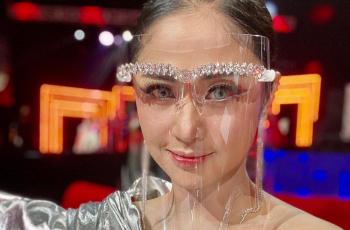 Glowing Banget Kulitnya usai Olahraga, Luka Memar Dewi Perssik Diomongin