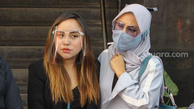 Salmafina Sunan bersama ibunya, Heidy Sunan (MataMata.com/Alfian Winanto)