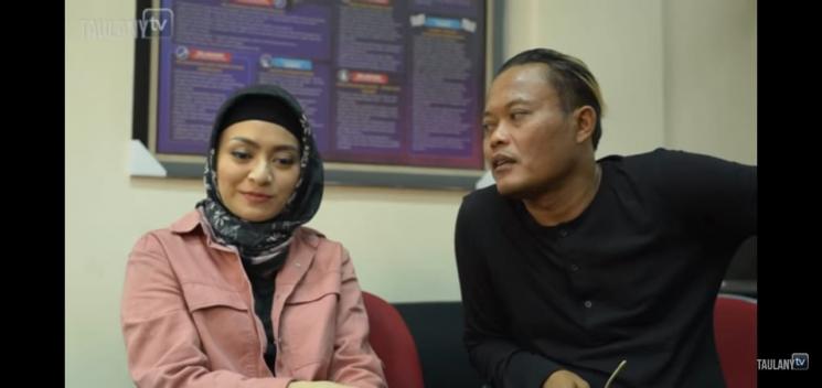 Sule lamar Nathalie Holscher di depan Andre Taulany (YouTube/Taulany TV)