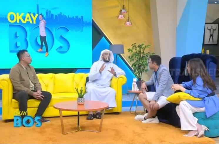 Raffi Ahmad saat wawancari Syekh ali Jaber (Youtube.com/TRANS7OFFICIAL)