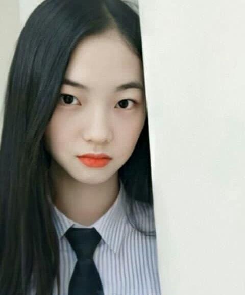 Yoo Jimin (Instagram.com/yoojiminie)