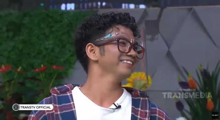 Rizki DA2 bahas soal rujuk dengan Nadya Mustika Rahayu. (Youtube/TransTVOfficial)