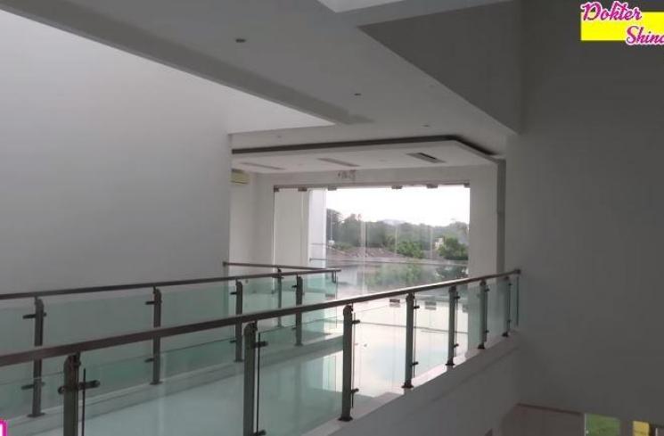 Calon rumah baru Ria Ricis. (Youtube/DokterShindy)