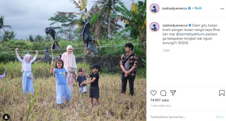 Zaskia Adya Mecca ajak anak main di alam (Instagram.com/zaskiaadyamecca)