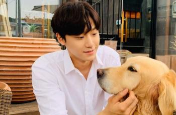 Idaman! Lee Do Hyun Tak Malu Ungkap Adiknya Seorang Disabilitas