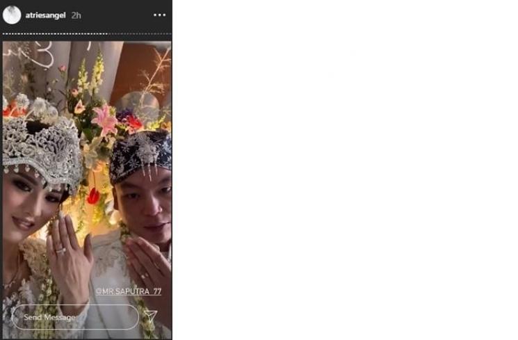 Momen pernikahan Atries Angel (Instagram @atriesangel)