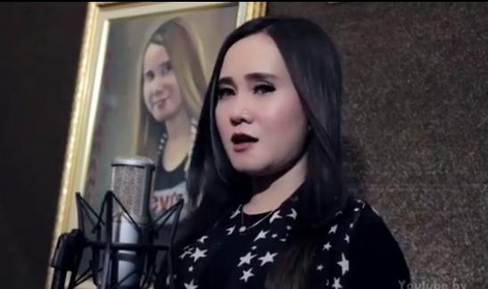 Eny Sagita (instagram.com/eny_sagitathementhul)