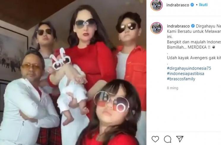 Momen harmonis keluarga Mona Ratuliu (Instagram.com/indrabrasco)