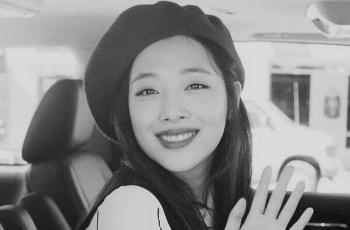 Peringati Satu Tahun Meninggalnya Choi Sulli, Para Fans Ngaku Kangen