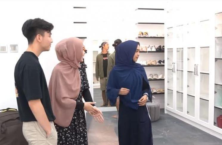 Rumah Putri Delina. (Youtube/RicisOfficial)